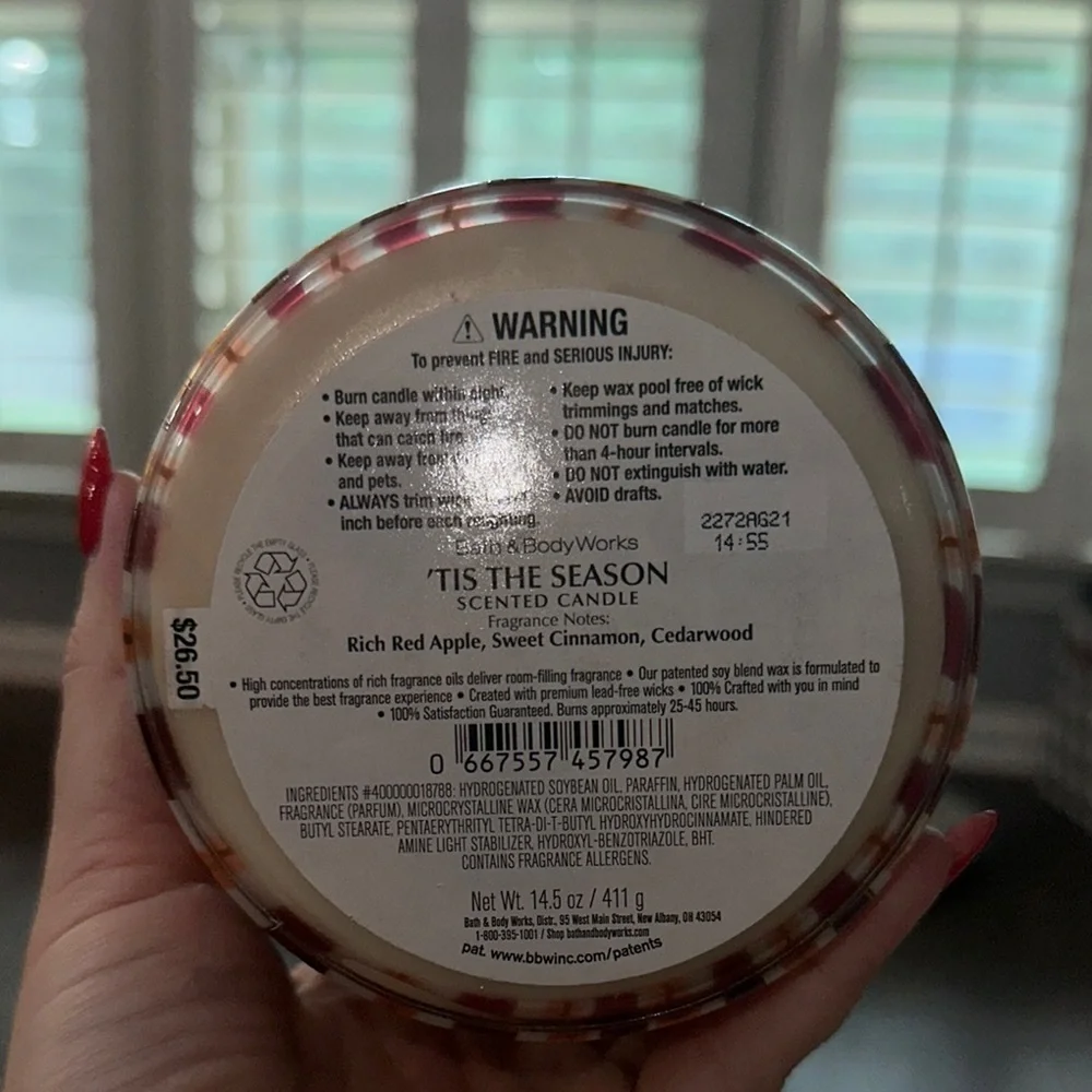 Bath & Body Works 'Tis the Season 3-Wick Candle,‎ 14.5 oz Holiday Apple Cinnamon